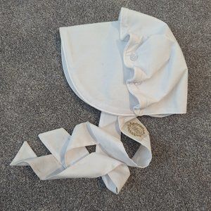 The Beaufort Bonnet size L white Bonnet